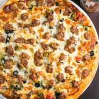 Garbage · Sausage, pepperoni, green pepper, onion, spinach, black olive, hot giardiniera.