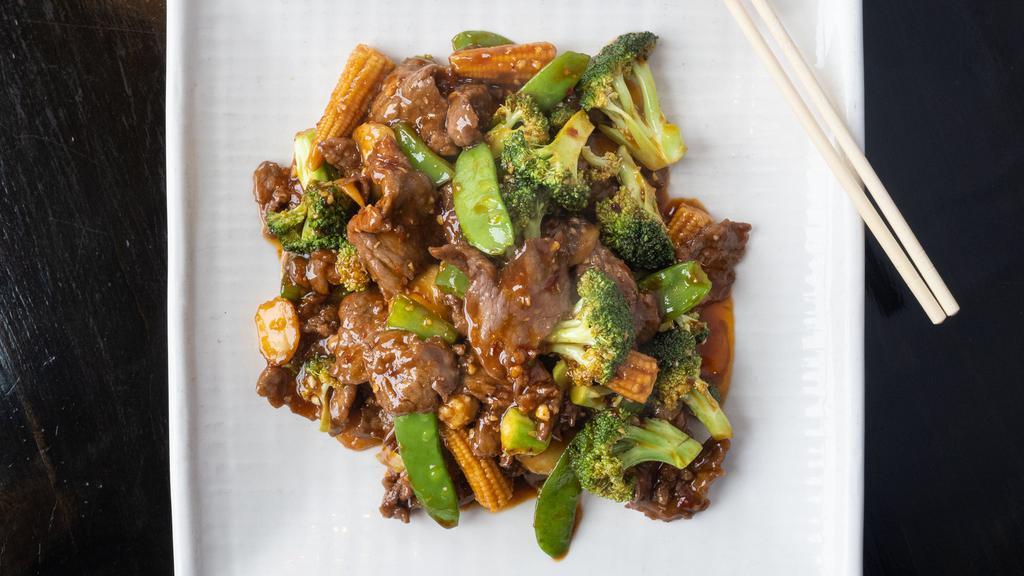 Hunan Style Beef · Spicy.