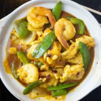 Chicken & Jumbo Shrimp With Curry Coconut · Spicy.