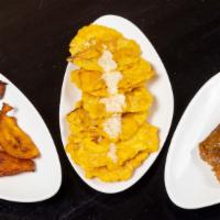 Tostones · Fried plantain.