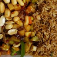 Mixed Vegetable Lunch Special · Served with chicken fried rice, egg roll and a beverage.