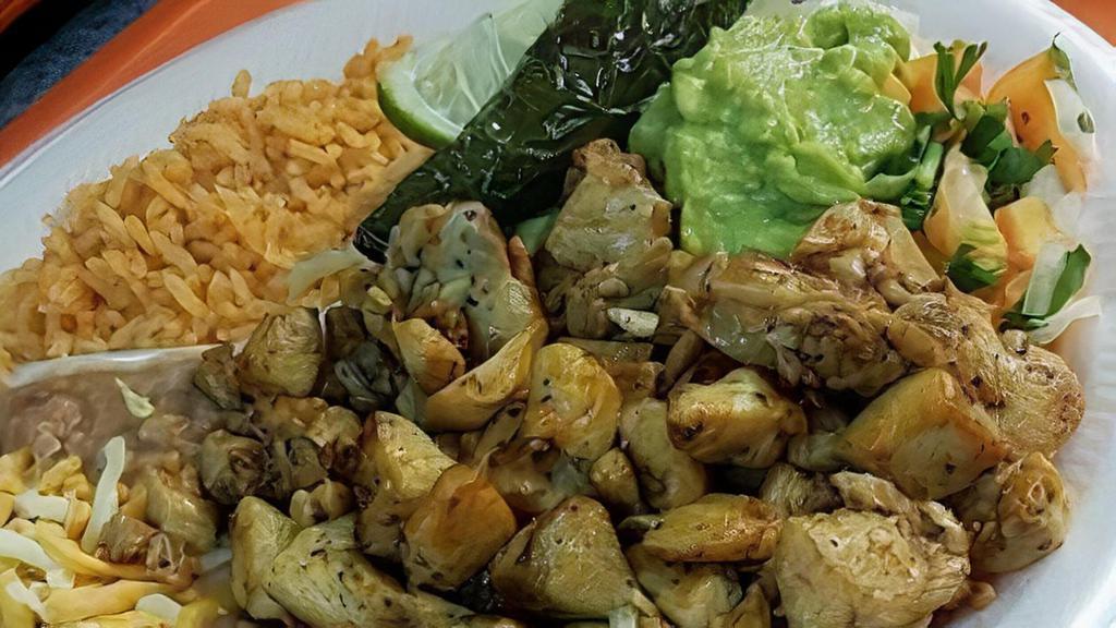  15# Pollo Asado Combo · Chicken protein with lettuce, guac, and Pico de Gallo on the side with your choice of tortillas.