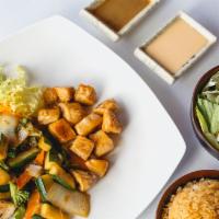 Chicken Hibachi Lunch · Served with salad, vegetable fried rice, or steamed rice.