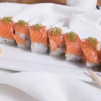 Sunny Roll (8Pc) · Spicy salmon, asparagus topped with salmon, wasabi tobiko, tempura flake