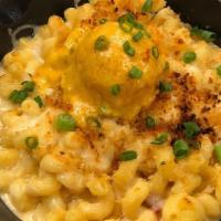 Pimento Mac & Cheese · Corkscrew pasta, pimento cheese sauce and topped with toasted breadcrumbs and white cheddar ...