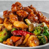 Tony Chen'S Special 龙凤配 · Spicy. Two dishes General Tso's chicken and shrimp with garlic sauce.