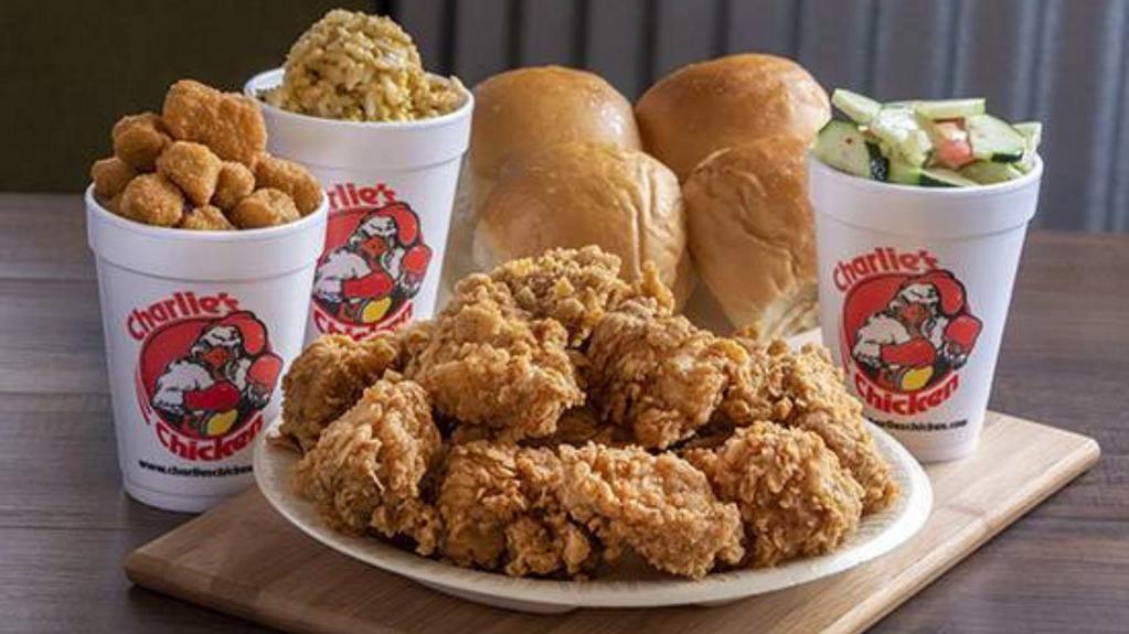 20 Chunk Dinner · Comes with 3 large sides and 4 rolls.
