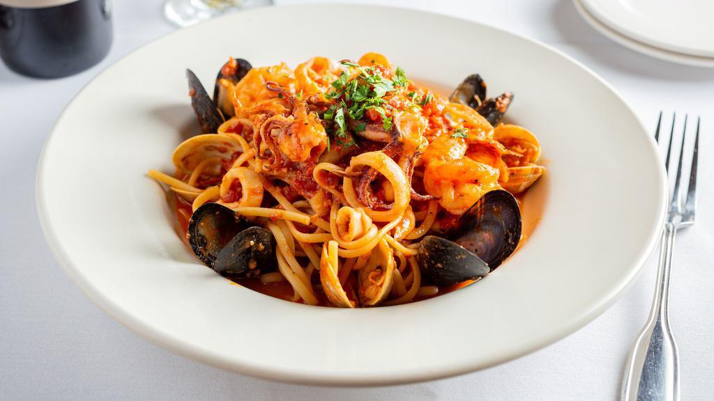 Linguine Frutti Di Mare · Linguine pasta with calamari, mussels, clams, shrimp, and scallops in a marinara sauce