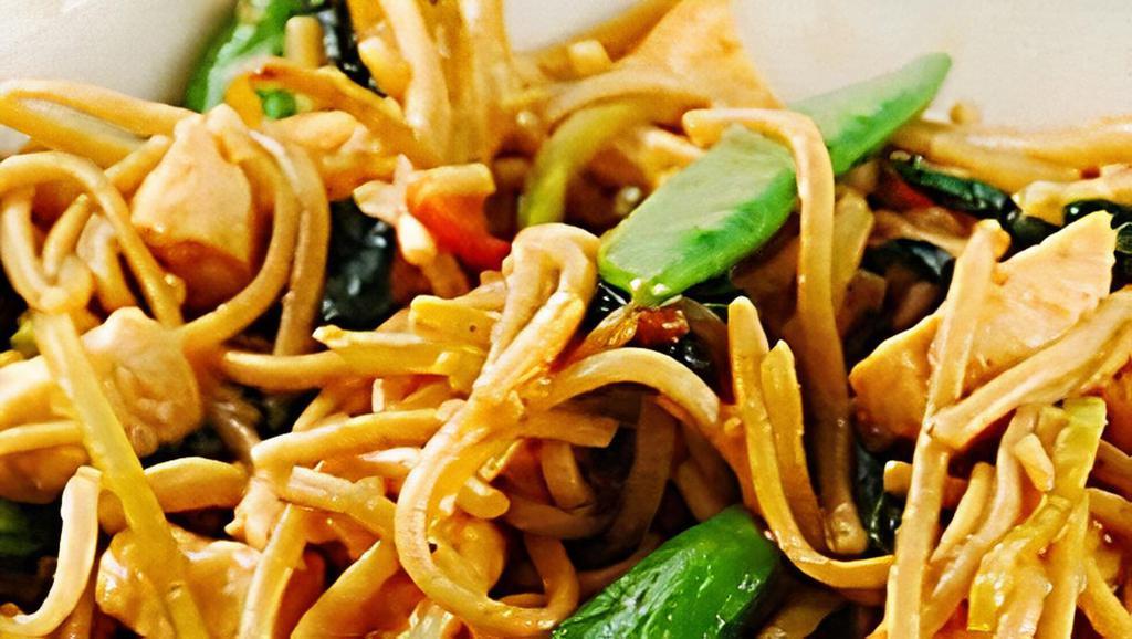 Lo Mein · Your classic Chinatown lo mein with  bean sprout, green onions,carrots,  onions ,celery, snow pea with your choice of proteins.