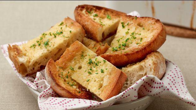 Vw'S Original Garlic Bread · Oven Baked Garlic bread served with marinara sauce.