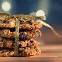 Oatmeal Raisin Cookies · 
