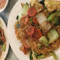 Noodles · Chow Mein, Fresh Egg Noodles or Soft Rice Noodles