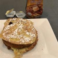 Cinnamon Roll Pancakes · Loaded with cinnamon, brown sugar, &
our secret house sauce. Topped with crème
anglaise.