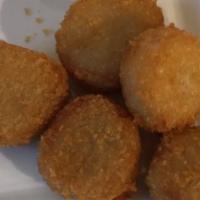 Fried Scallops (8) · 8 pieces.