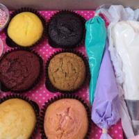 Decorating Kit · DIY Decorating kits Comes with 6 cupcakes  3 Vanilla 3 Chocolate
2 bags of frosting and 5 di...