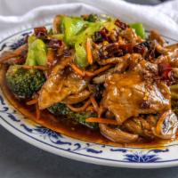 Hunan Style  大湖南 · Spicy. Spicy brown sauce, broccoli, green pepper, mushroom.