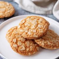 Almond Cookie · Almond, flour, powder sugar.