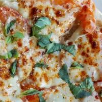 Margherita Pizza · Mozzarella / Tomatoes / Basil / Extra virgin olive oil