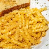 Mac 'N Cheese · Mac 'n cheese sauce / Parmesan / Gemelli pasta / Toasted bread crumbs / Garlic toast