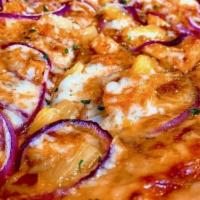 Bbq Chicken · BBQ sauce, roasted chicken, mozzarella, pineapple, onion