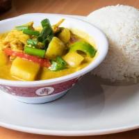 Southern Curry (Yellow) · Onions, potatoes, bell peppers, yellow curry with coconut milk.