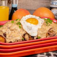 Hangover Potatoes · breakfast potatoes, onions, pulled pork, bacon gravy, sunny up egg, scallions
Vegan/Vegetarian