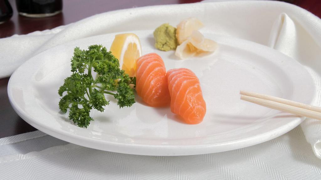 Salmon Sushi Dinner (9 Pcs) · Raw.

Consuming raw or undercooked meats, poultry, seafood, shellfish and eggs may increase your risk of foodborne illness.