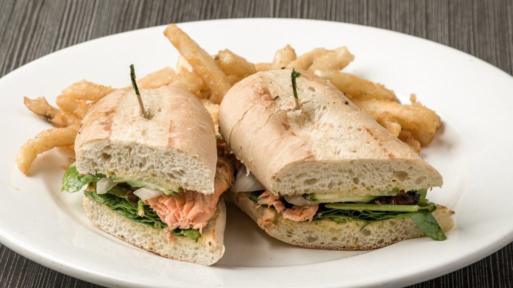 Salmon Sandwich · blackened salmon / onion / spinach / cucumbers / honey dijon / french bread
