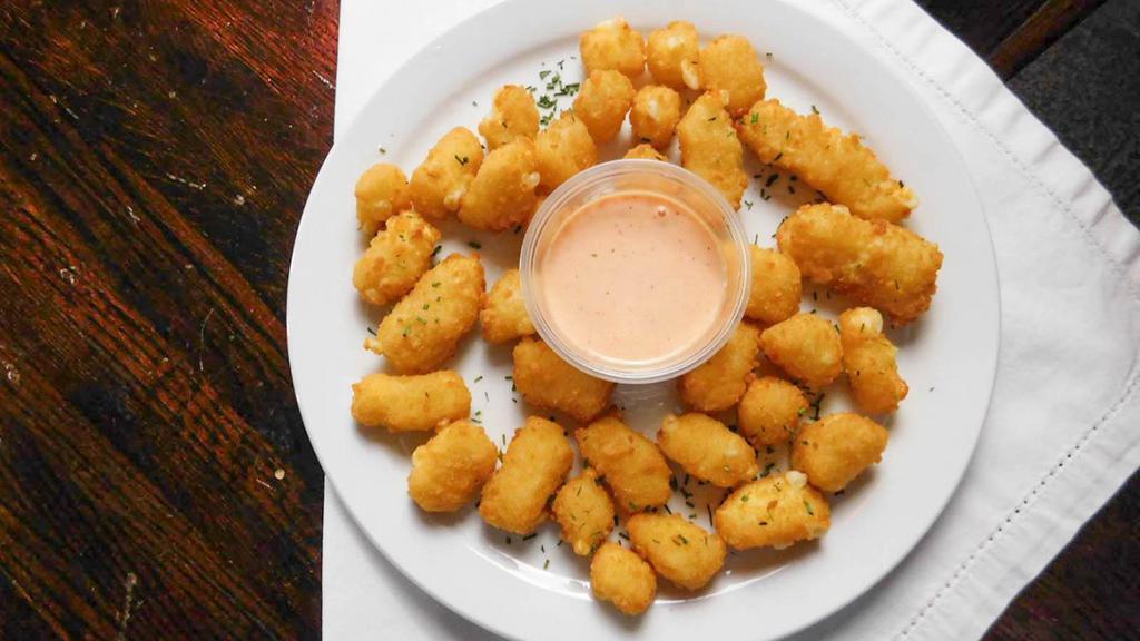 Cheese Curds · 8 oz of crispy white cheddar bites along with spicy mayo for dipping sauce.