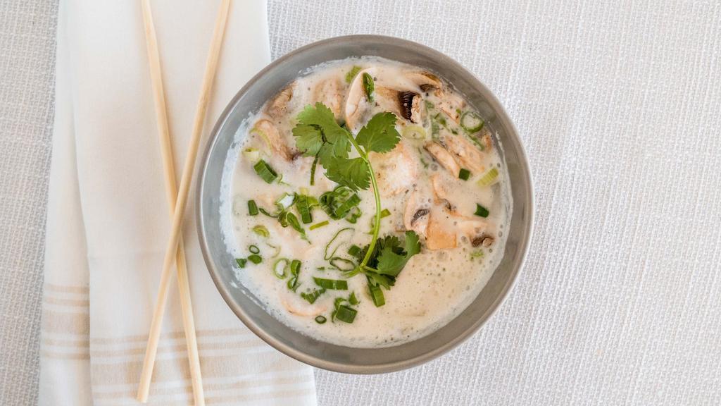 Tom Kha Soup · Coconut milk broth with galangal, lemongrass, kaffir lime, mushrooms, and onions.
*Any customized order or add-ons other than materials listed will be extra charges.