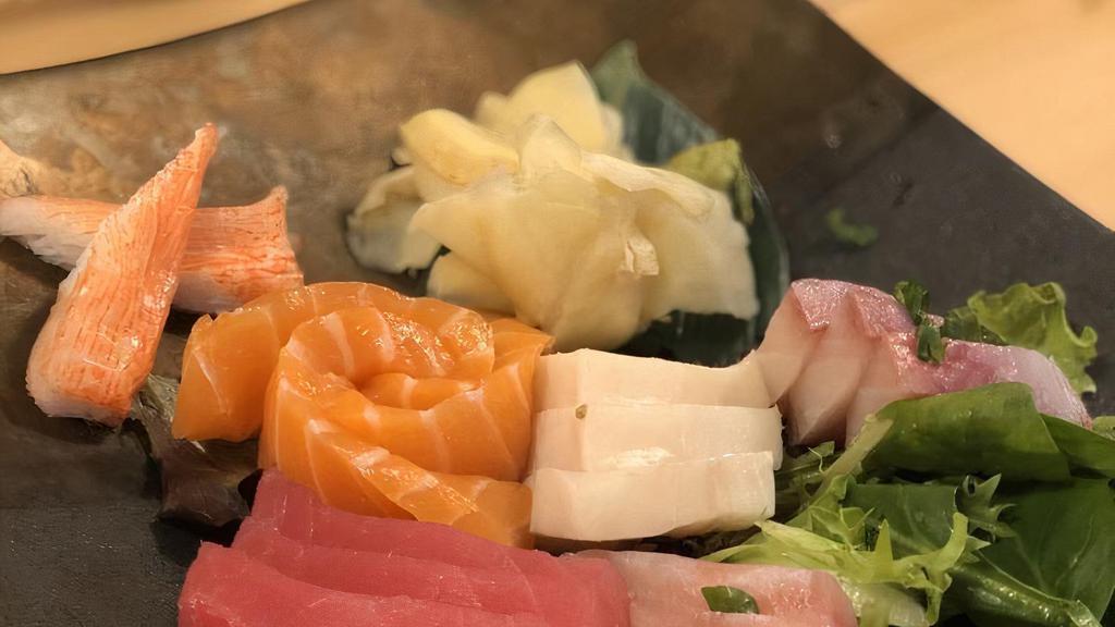 Sashimi Deluxe · 15 pc sashimi.