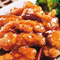 General Tso'S Chicken · Spicy, crispy golden tender chicken morsel served in a mildly seasoned sauce with broccoli.