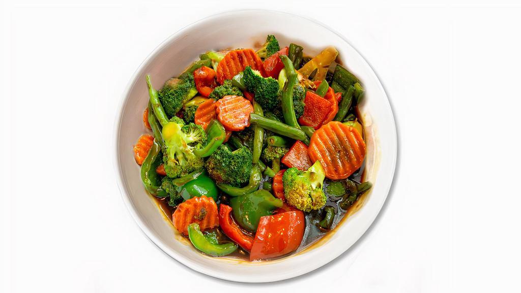 Jungle Surprise* ツ · Stir fried broccoli, bell peppers, green bean and  carrots with homemade sauce.
Served with steamed jasmine rice(White Rice).