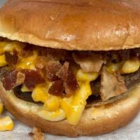 #6 Bacon Mac Burger  · (Bacon, Macaroni, Cheese)