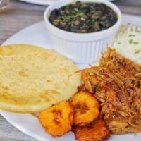 Criollo Brunch · Arepa, queso, caraota, carne y nata. / Arepa, cheese, Shredded Beef, black beans, beef, and ...