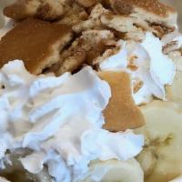 Banana Pudding · Vanilla ice cream 
Inside: Nilla cookie, whip cream & banana.

*** TOPPINGS IN PICTURE NOT I...