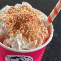 Big Sean Shortcake · 1/2 vanilla 1/2 strawberry ice cream 
inside: whipped cream & homemade shortcake crumbles 
*...
