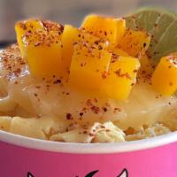 Mango Mango  · mango ice cream 
inside: mango 

*TOPPINGS IN PICTURE NOT INCLUDED**