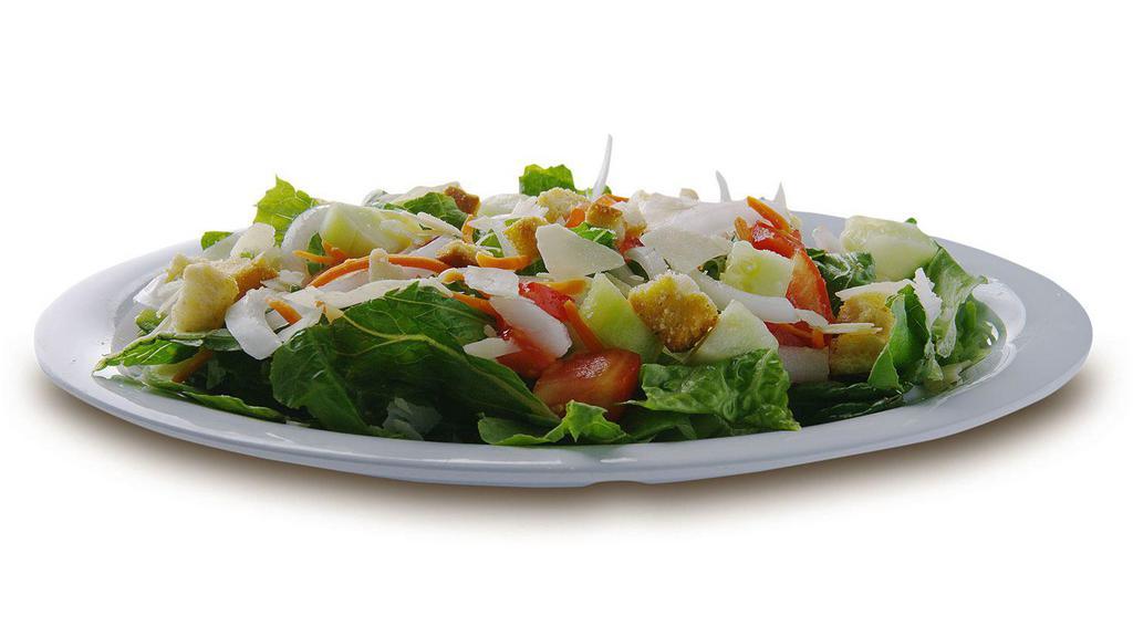 House (Small) · Romaine lettuce, carrots, roma tomatoes, sweet onions, provolone cheese, our house Italian or ranch dressing and Brenz croutons.