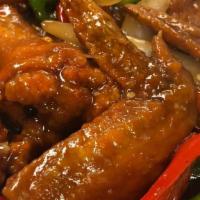 Hot & Spicy Chicken Wings · Spicy. (6)