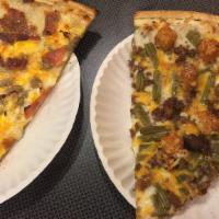 Meatlovers Pizza · Tomato sauce, sausage, peperoni,  and hamburger mozzarella cheese.