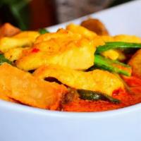 Gang Garee · Choice of meat, potato and green onion in a yellow coconut curry. Gluten free.