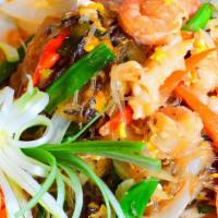 Glass Noodle · Bean-thread vermicelli, egg with carrot, black mushroom, white onion, green onion in a tasty...