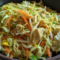 Curry Fried Rice Platter · Stir-fried rice with egg, bean sprouts, green onions, carrots and cabbage in our yellow curr...