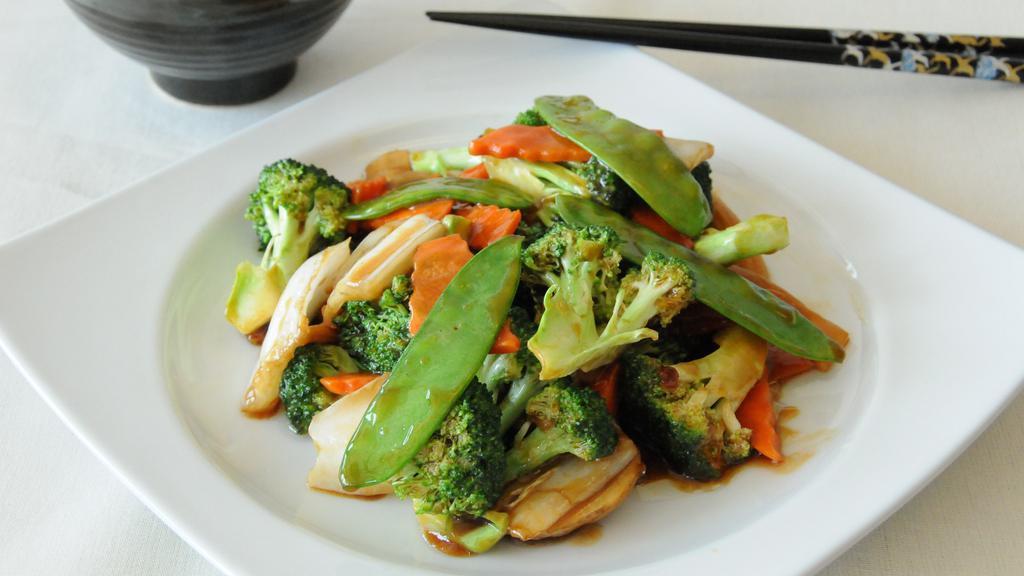 Mixed Vegetables · Baby corm, bamboo shoots, broccoli, carrots, napa, mushrooms.water chestnuts and snow peas stir fried with our Chefs Special Brown sauce