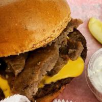 Gyro Burger · 1/2 lb Angus Patty + Gyro Meat + American Cheese +
Gyro Sauce + Ketchup + Pickle