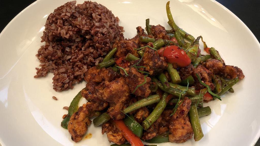 Charm’S Spicy Chicken · Fried chicken, green beans, bell pepper and special chili paste. Add extra fried chicken, extra carrot for an additional charge.