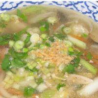 House Wonton Soup · Wonton soup with pork, shrimp, crab meat, seafood, vegetable and green onion.