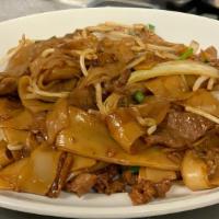 Cantonese Chow Fun · Stir fried wide rice noodles with bean sprout, scallion, and shredded ginger.