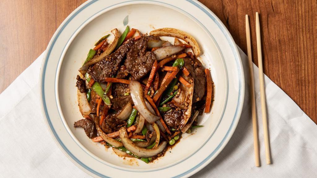 22 Mongolian Beef · Hot and spicy